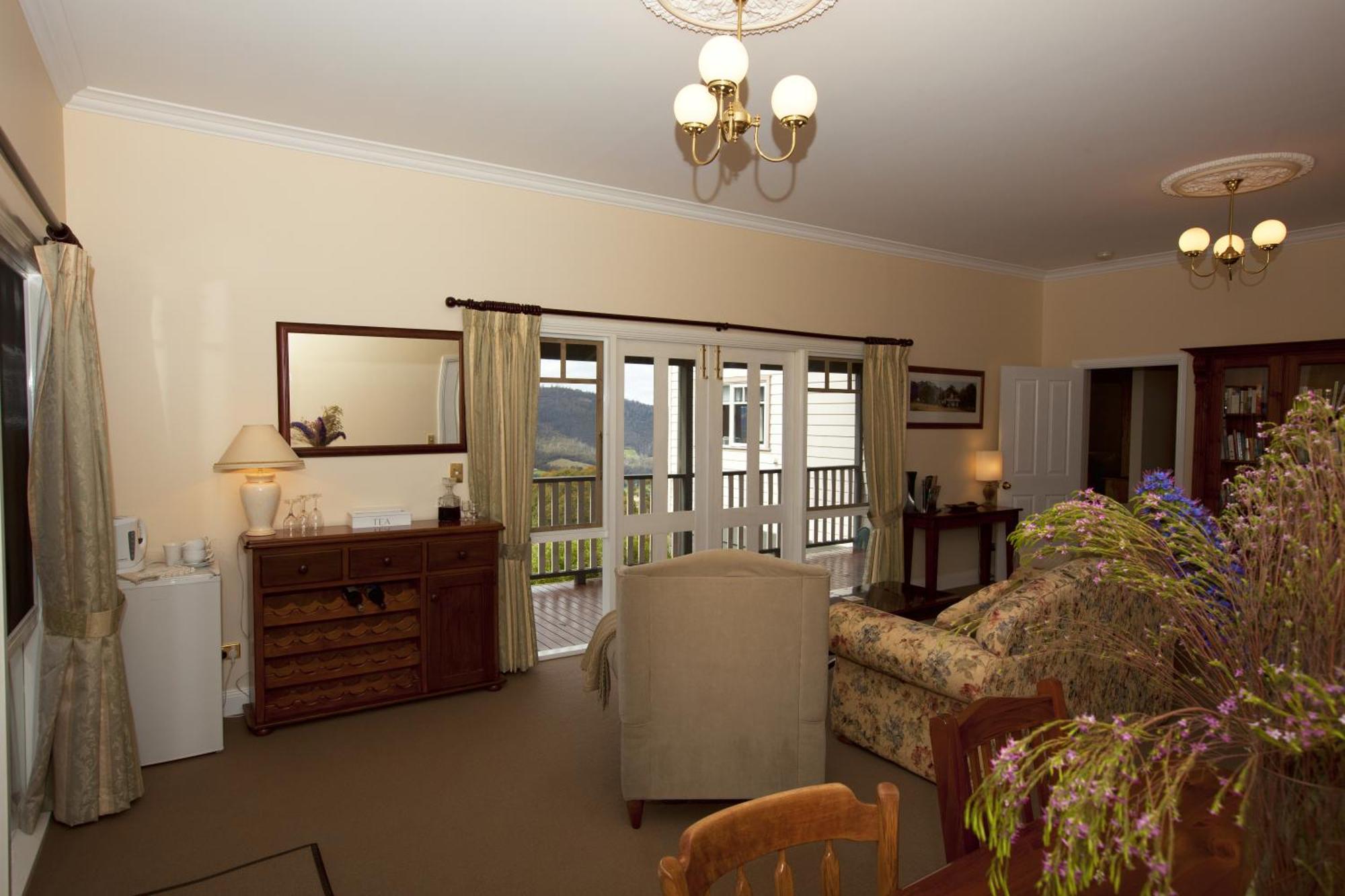 House On The Hill Bed And Breakfast Huonville Phòng bức ảnh